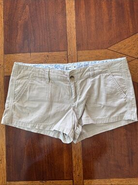American Eagle Outfitters Light Tan Women's Jean Shorts